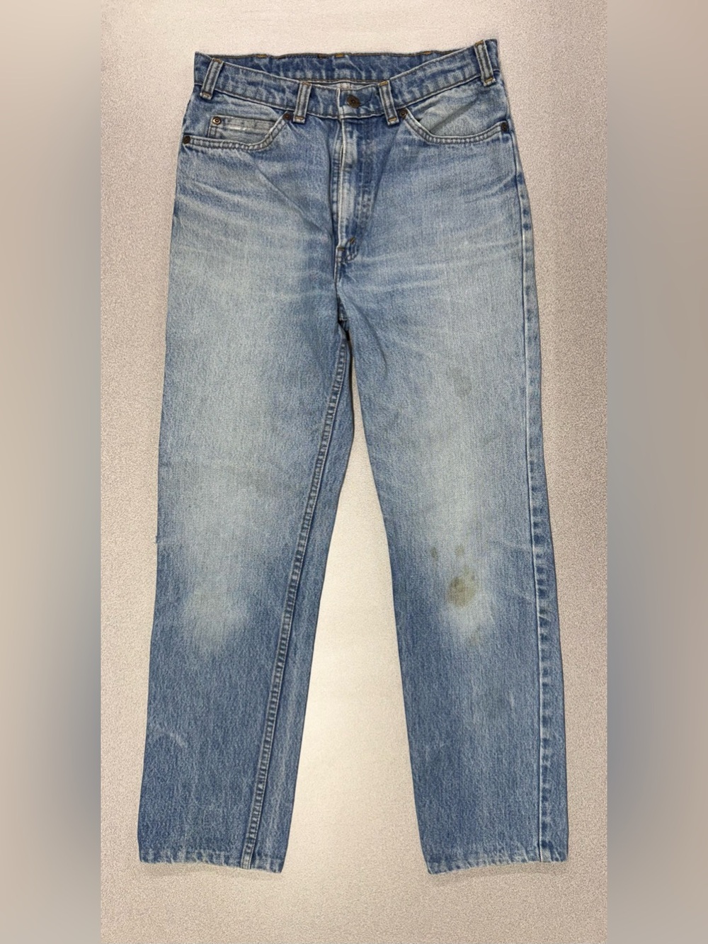Vintage GWG Men’s Straight Leg Medium Light Wash Distressed Jeans 32x32